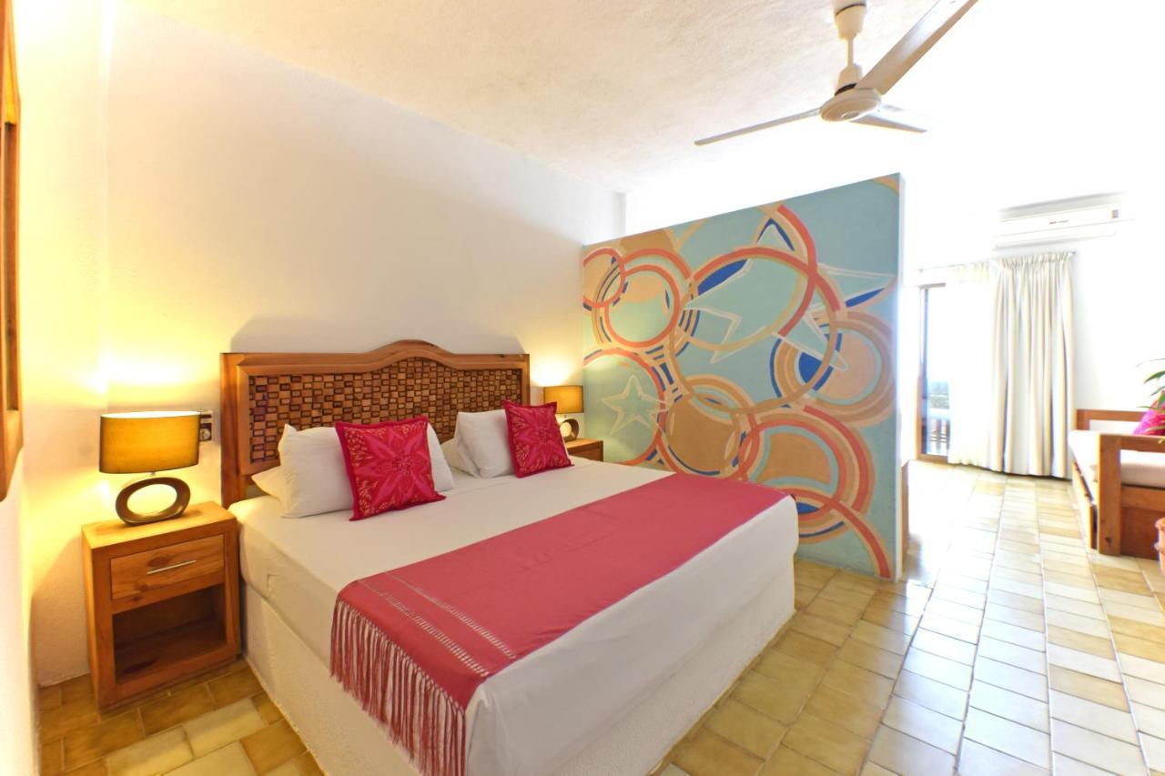 Emperador Vallarta Beachfront Hotel And Suites Пуерто-Вальярта Екстер'єр фото