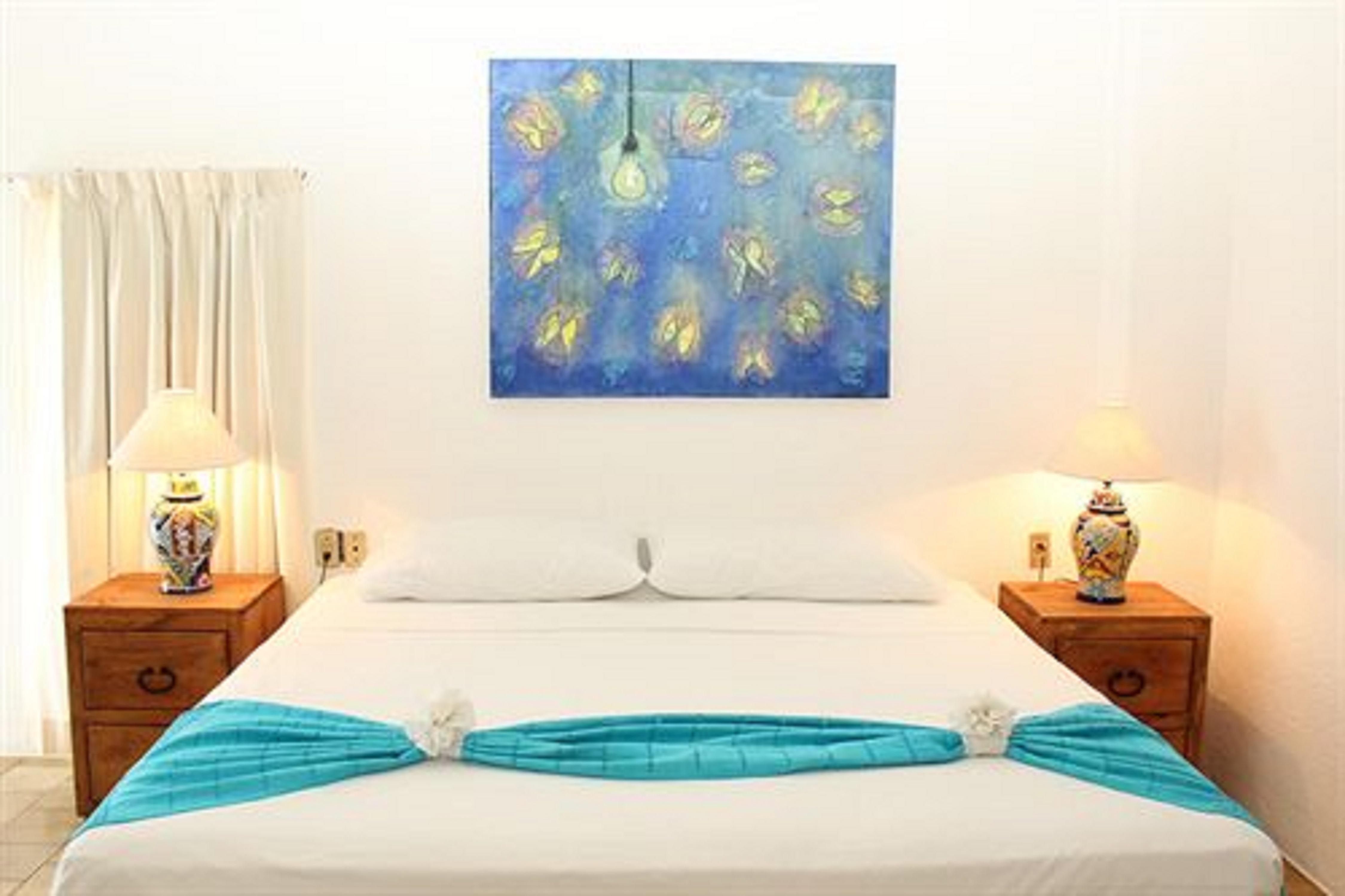 Emperador Vallarta Beachfront Hotel And Suites Пуерто-Вальярта Екстер'єр фото